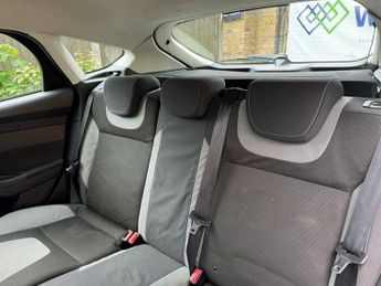 Ford Focus 1.6 Zetec Powershift Euro 5 5dr