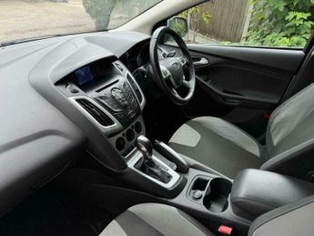 Ford Focus 1.6 Zetec Powershift Euro 5 5dr