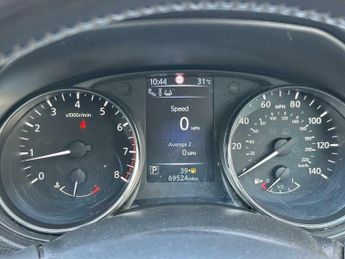 Nissan Qashqai 1.2 DIG-T Tekna XTRON 2WD Euro 6 (s/s) 5dr