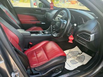 Jaguar XE 2.0d R-Sport Auto Euro 6 (s/s) 4dr