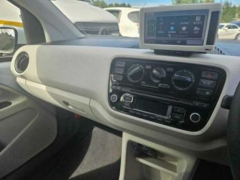 Volkswagen Up 1.0 Automatic