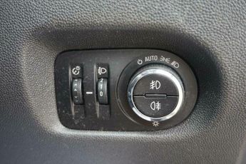 Vauxhall Corsa 1.4 16V SE Auto Euro 5 5dr
