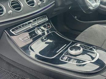 Mercedes-Benz E Class 2.0 E220d AMG Line (Premium) Estate 5dr Diesel G-Tronic+ Euro 6 
