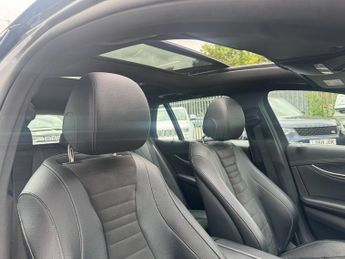 Mercedes-Benz E Class 2.0 E220d AMG Line (Premium) Estate 5dr Diesel G-Tronic+ Euro 6 