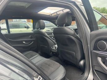 Mercedes-Benz E Class 2.0 E220d AMG Line (Premium) Estate 5dr Diesel G-Tronic+ Euro 6 