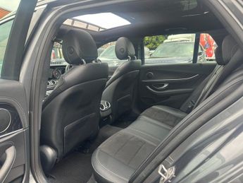 Mercedes-Benz E Class 2.0 E220d AMG Line (Premium) Estate 5dr Diesel G-Tronic+ Euro 6 