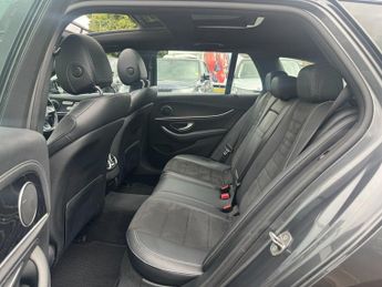 Mercedes-Benz E Class 2.0 E220d AMG Line (Premium) Estate 5dr Diesel G-Tronic+ Euro 6 