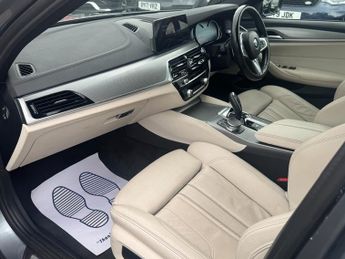 BMW 5 SERIES 3.0 530d M Sport Touring 5dr Diesel Auto xDrive Euro 6 (s/s) (26