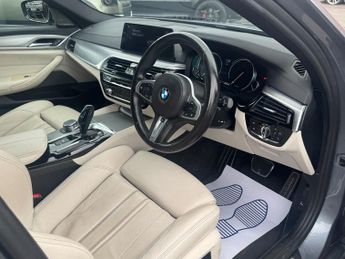 BMW 5 SERIES 3.0 530d M Sport Touring 5dr Diesel Auto xDrive Euro 6 (s/s) (26