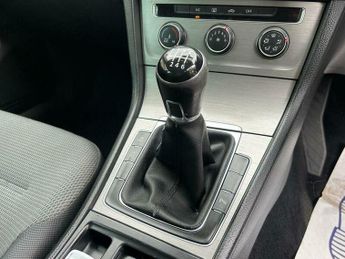 Volkswagen Golf 2.0 TDI BlueMotion Tech SE Euro 5 (s/s) 5dr