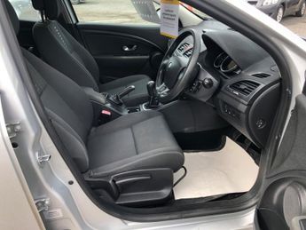 Renault Megane 1.6 16V Expression Euro 4 5dr