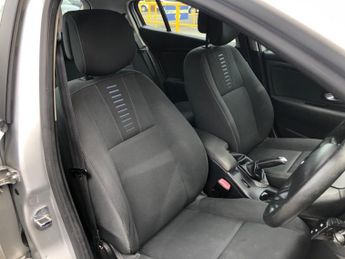 Renault Megane 1.6 16V Expression Euro 4 5dr