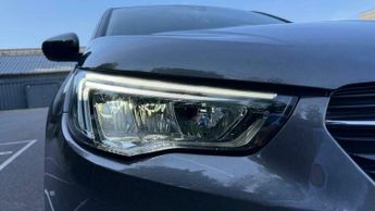 Vauxhall Grandland X 1.2 Turbo SE Premium Auto Euro 6 (s/s) 5dr