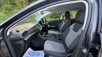 Peugeot 208 1.2 Turbo SE Premium Auto Euro 6 (s/s) 5dr
