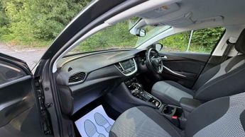 Vauxhall Grandland X 1.2 Turbo SE Premium Auto Euro 6 (s/s) 5dr