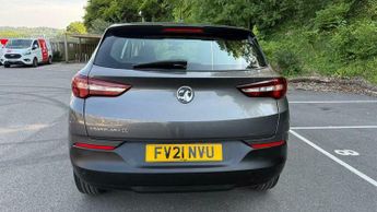 Vauxhall Grandland X 1.2 Turbo SE Premium Auto Euro 6 (s/s) 5dr