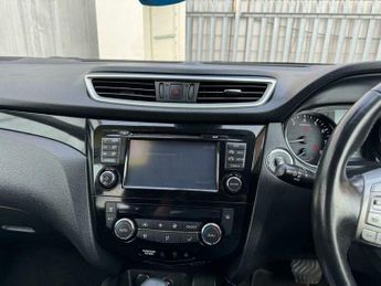 Nissan Qashqai 1.2 DIG-T n-tec XTRON 2WD Euro 6 (s/s) 5dr