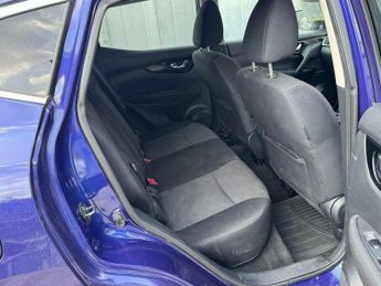 Nissan Qashqai 1.2 DIG-T n-tec XTRON 2WD Euro 6 (s/s) 5dr