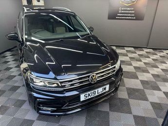 Volkswagen Tiguan R-LINE TECH TDI DSG