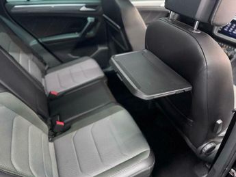 Volkswagen Tiguan R-LINE TECH TDI DSG