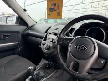 Kia Soul 1.6 CRDi Samba Euro 4 5dr