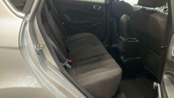 Ford Fiesta 1.6 Titanium Hatchback 5dr Petrol Powershift Euro 5 (105 ps)