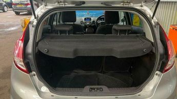 Ford Fiesta 1.6 Titanium Hatchback 5dr Petrol Powershift Euro 5 (105 ps)