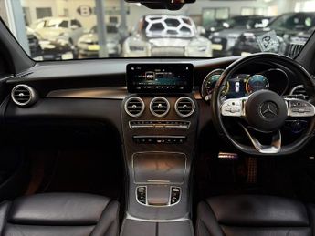 Mercedes GLC Class GLC 220 D 4MATIC AMG LINE PREMIUM [STUNNING EXAMPLE WITH GREAT S