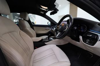 BMW 5 SERIES 530E M SPORT