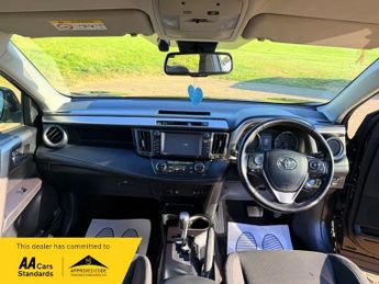 Toyota RAV4 2.5 VVT-h Business Edition Plus SUV 5dr Petrol Hybrid CVT Euro 6