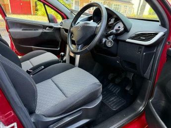 Peugeot 207 1.4 VTi Sport Euro 5 5dr
