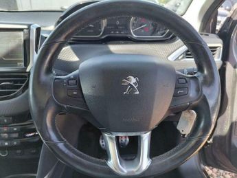 Peugeot 2008 1.6 e-HDi Feline Euro 5 (s/s) 5dr (Mistral)