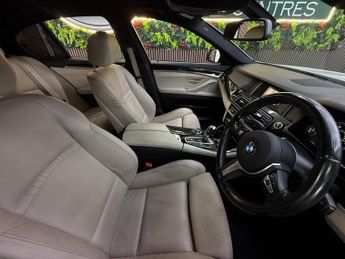 BMW 5 SERIES 530d M SPORT [7X SERVICES, SAT NAV, LEATHER, HEATED SEATS & REVE