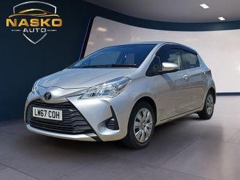 Toyota Yaris 1.33 Dual VVT-i Design Multidrive S Euro 6 5dr (Safety Sense)