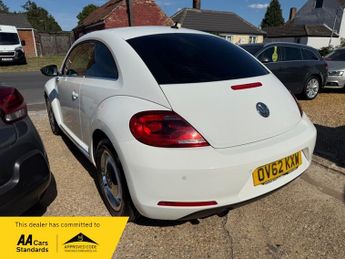 Volkswagen Beetle DESIGN TSI DSG