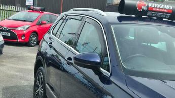 Volkswagen Tiguan 2.0 TDI BlueMotion Tech SE Navigation DSG 4Motion Euro 6 (s/s) 5