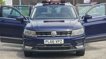 Volkswagen Tiguan 2.0 TDI BlueMotion Tech SE Navigation DSG 4Motion Euro 6 (s/s) 5