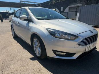Ford Focus 1.0T EcoBoost Zetec Euro 6 (s/s) 5dr