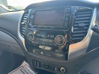 Fiat Fullback 2.4D LX Auto 4WD Euro 6 4dr (Euro 6)