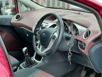 Ford Fiesta 1.4 TDCi Titanium 5dr
