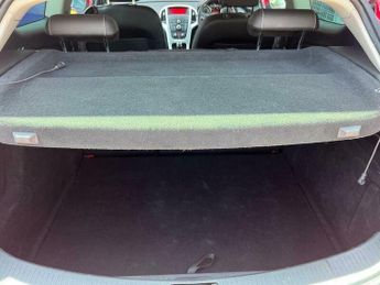 Vauxhall Astra GTC 1.4i Turbo SRi Euro 6 (s/s) 3dr