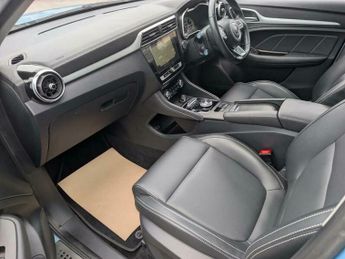 MG ZS 44.5kWh Exclusive Auto 5dr