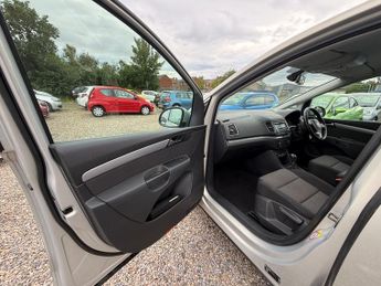 Volkswagen Sharan SE TDI DSG