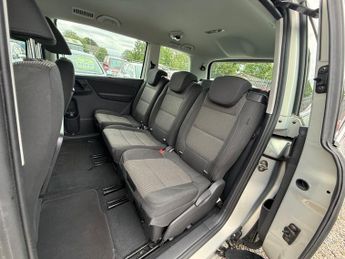 Volkswagen Sharan SE TDI DSG