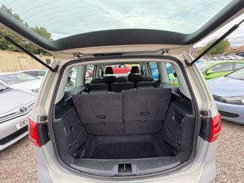 Volkswagen Sharan SE TDI DSG