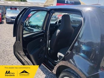 Volkswagen Up MOVE UP+AUTOMATIC+£20 ROAD TAX+ULEZ COMPLAINT+3M WARRANTY