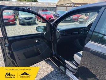 Volkswagen Up MOVE UP+AUTOMATIC+£20 ROAD TAX+ULEZ COMPLAINT+3M WARRANTY