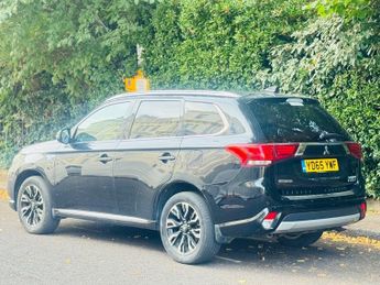 Mitsubishi Outlander PHEV GX 3H PLUS
