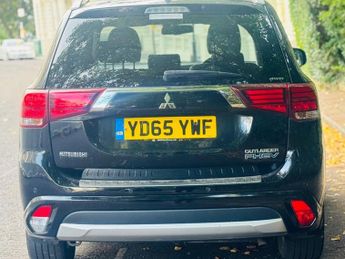 Mitsubishi Outlander PHEV GX 3H PLUS