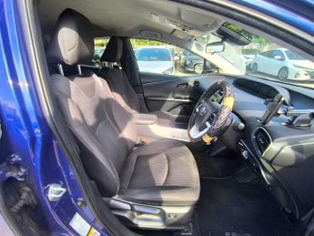 Toyota Prius VVT-I ACTIVE